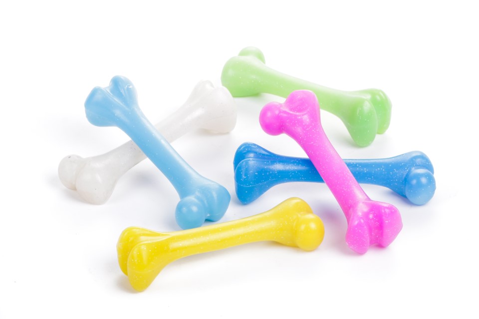 HUESO DE PLASTICO VAINILLA CON BRILLANTINA GRANDE-