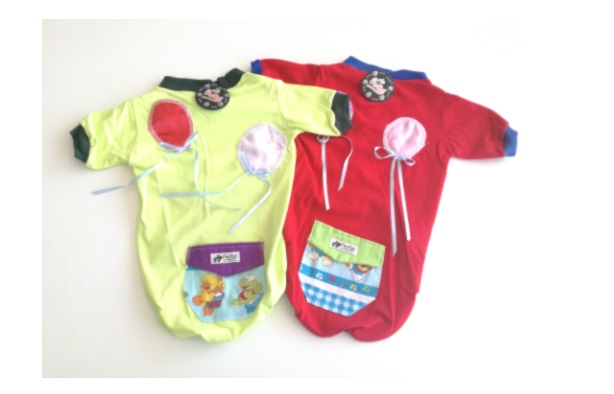 REMERA CON GLOBITOS Nº3 35 CM. - PER-ROS